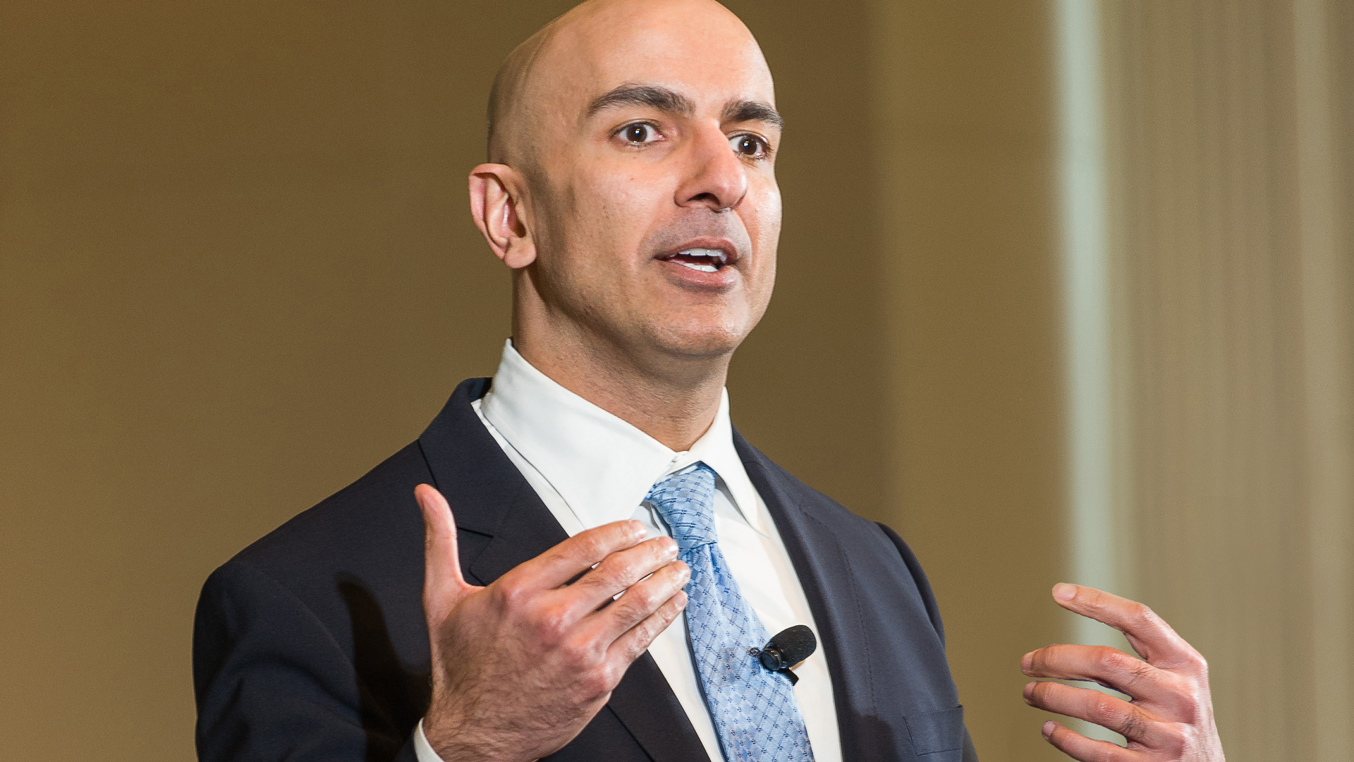 Kashkari Pushes for Fed Rate Hikes Amid Rising Inflation Risks