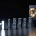 بازار کریپتو در لبه پرتگاه؛ ۴ عامل مهم که مسیر بازار را مشخص می‌کند