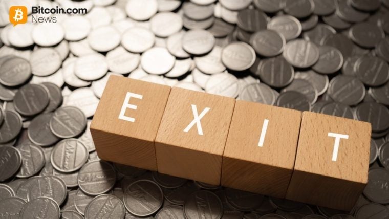 ادامه روند نزولی ETFهای ارز دیجیتال؛ تنها XRP مقاومت کرد