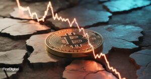 تحلیل جامع قیمت: بیت کوین و ۱۰ آلت کوین برتر در منطقه تصمیم‌گیری