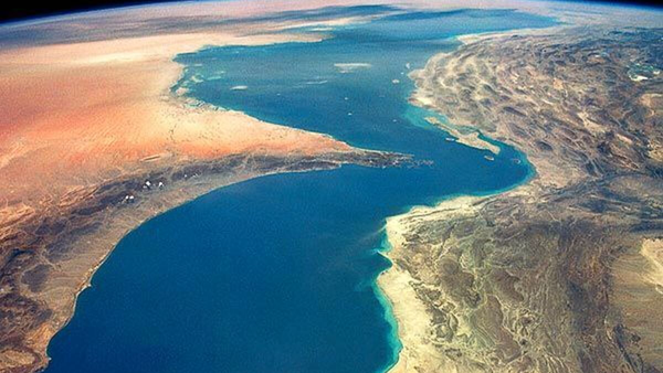 طرح جدید ایران برای تنگه هرمز: بیمه کشتی‌رانی با بیت کوین