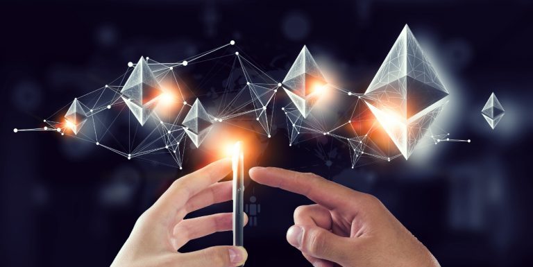 گزارش فایندر: ۳۵ کارشناس معتقدند قیمت اتریوم به ۱۹,۸۰۰ دلار می‌رسد