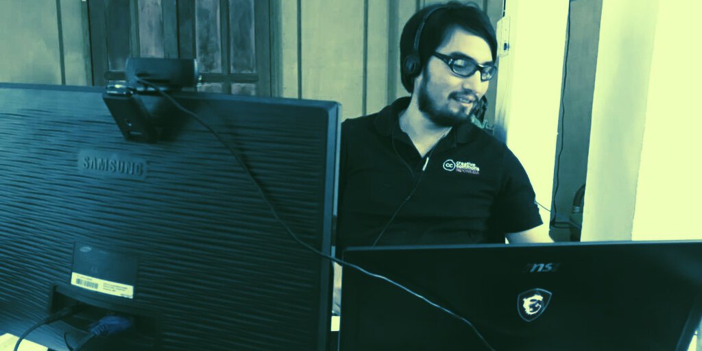 پلیس السالوادور یک فعال معروف ضد بیت کوین را دستگیر کرد