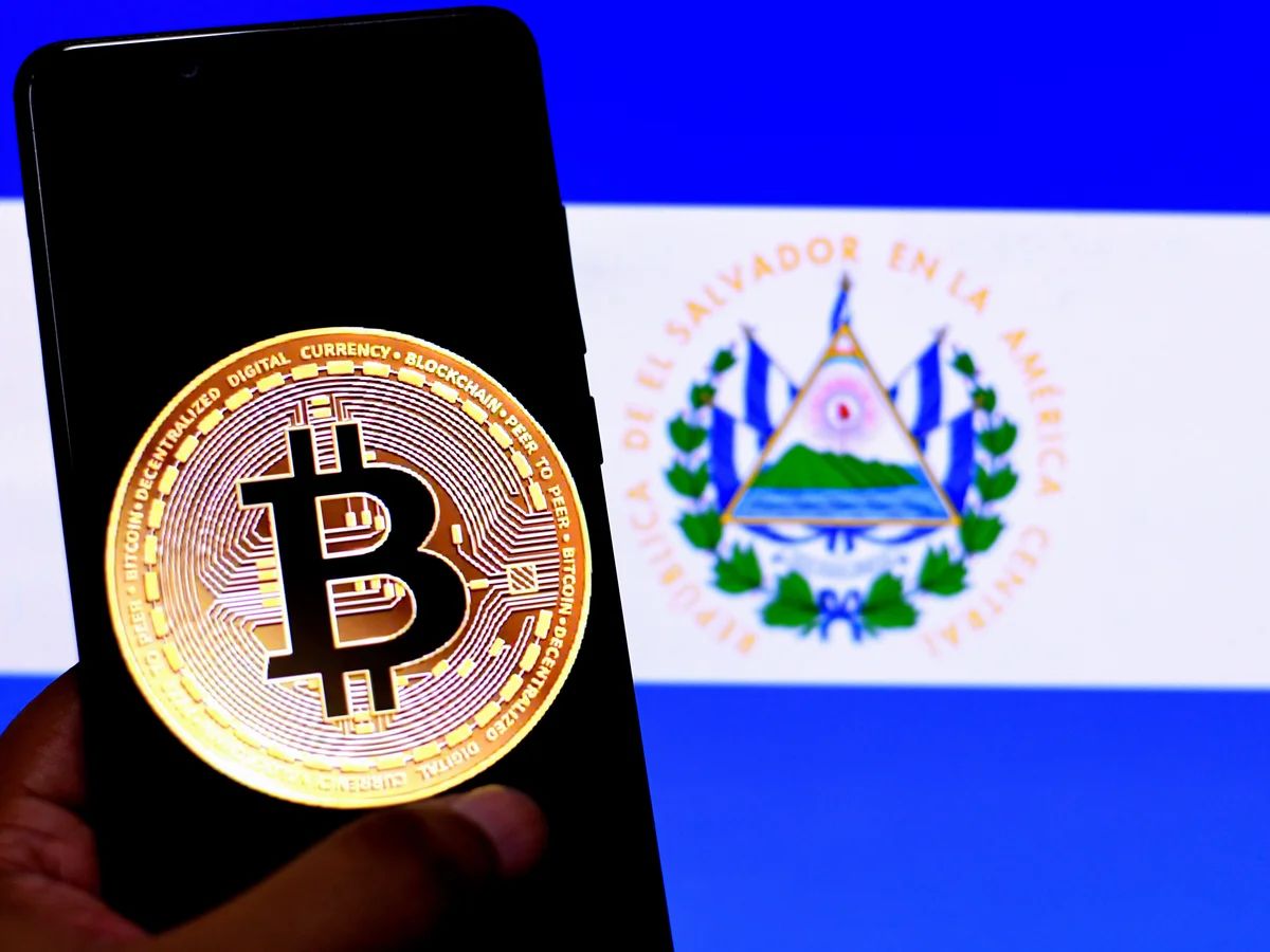 خرید ۱۰۹۸ بیت کوین توسط السالوادور در میانه سقوط بازار