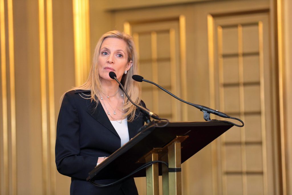 عضو هیئت مدیره بانک مرکزی آمریکا: نیاز فوری برای ساخت ارز دیجیتال بانک مرکزی وجود ندارد عضو هیئت مدیره بانک مرکزی آمریکا: نیاز فوری برای ساخت ارز دیجیتال بانک مرکزی وجود ندارد