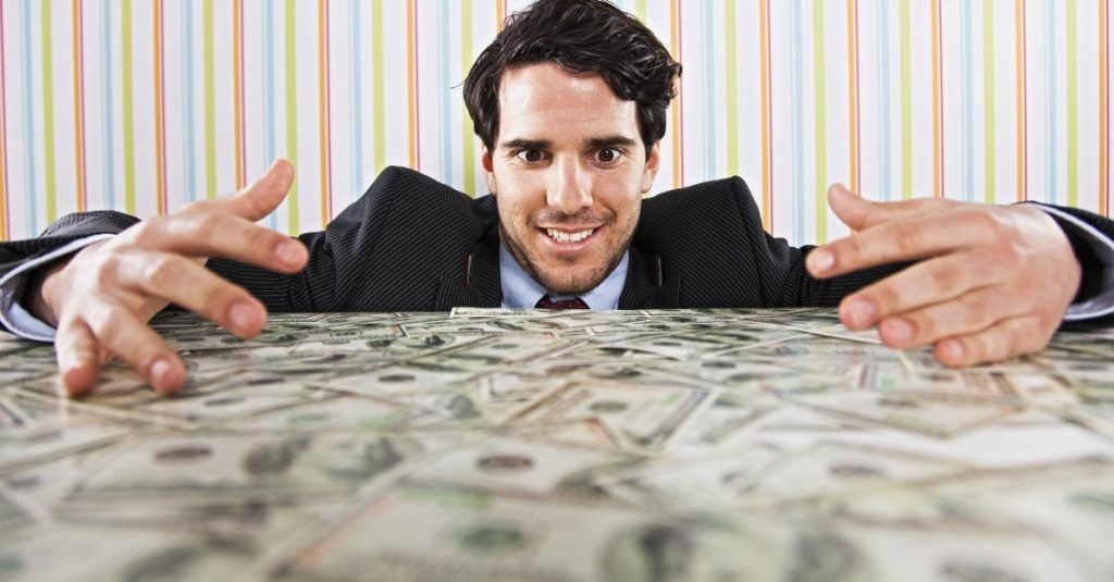 چرا سرمایهگذاری روی بیت کوین تا این اندازه جذاب است؟ چرا سرمایهگذاری روی بیت کوین تا این اندازه جذاب است؟