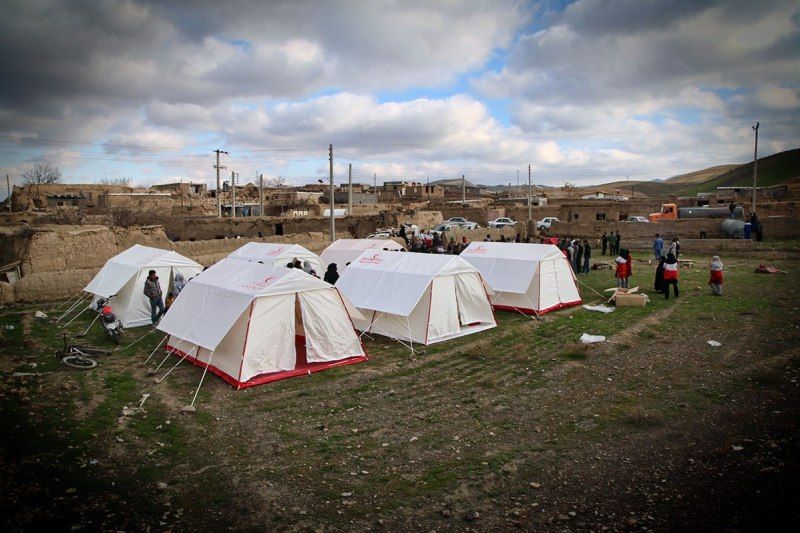 زندگی میان سیلاب‌ها: نقد و بررسی کمک به سیل‌زدگان از طریق بیت کوین