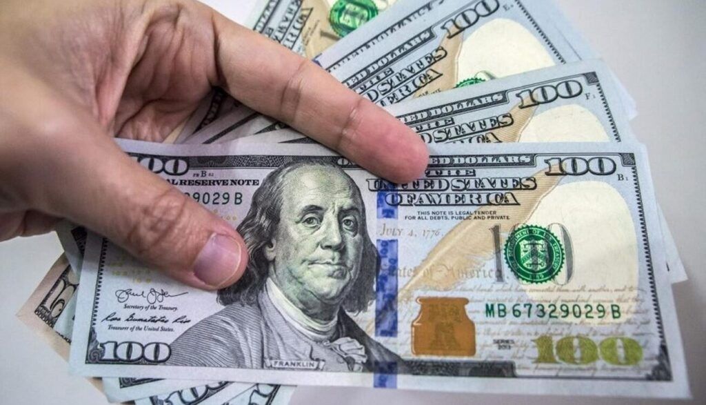 ارزش دلار آمریکا