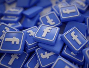 پادشاه متمرکز رسانههای اجتماعی به دنبال ربودن گوی طلایی ارزهای دیجیتال پادشاه متمرکز رسانههای اجتماعی به دنبال ربودن گوی طلایی ارزهای دیجیتال