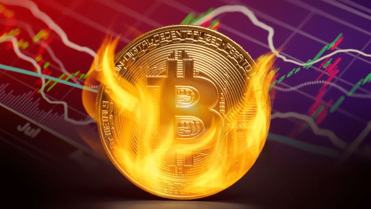 لیکوئیدشدن حدود ۱۸۰میلیون دلار موقعیت معاملاتی در پی کاهش قیمت بیت کوین