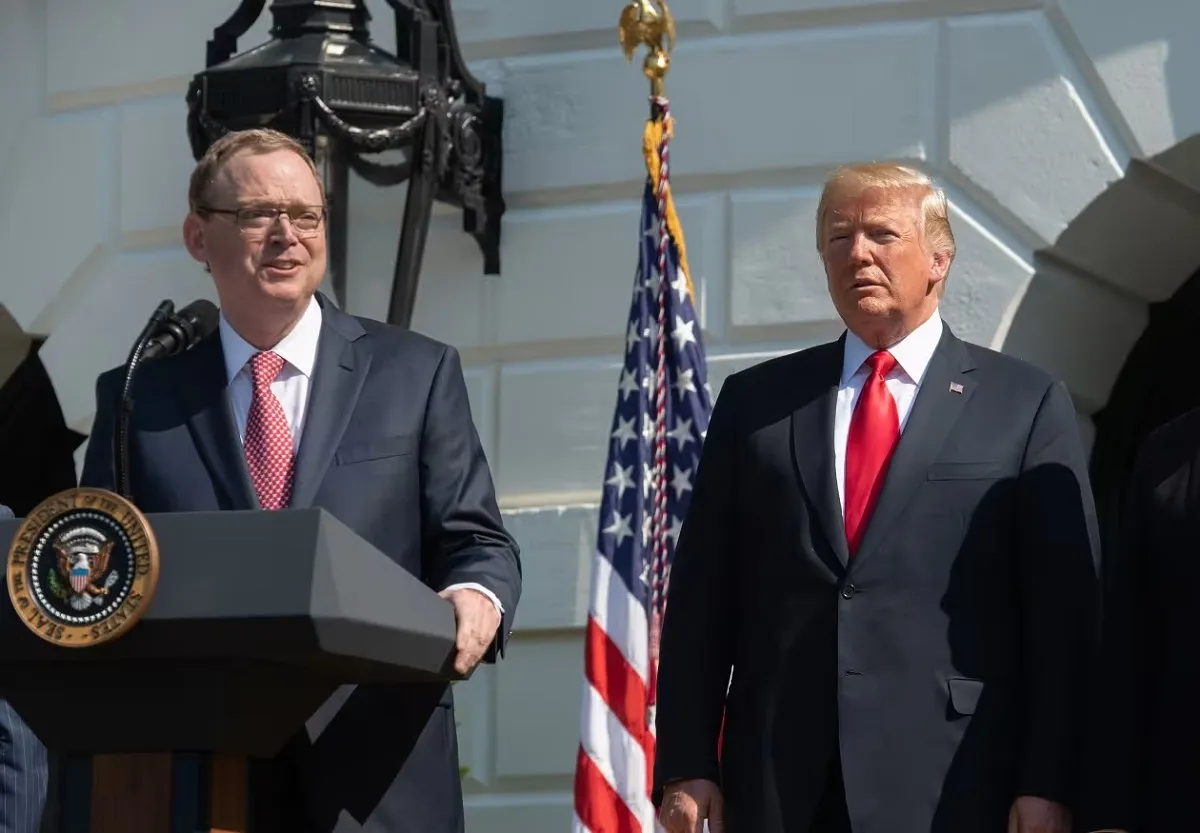 مشاور اقتصادی کاخ سفید: ریزش بازار بخشی از استراتژی ترامپ نبود!