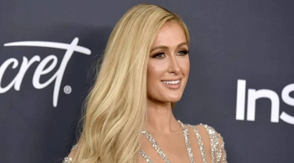 پاریس هیلتون (Paris Hilton)