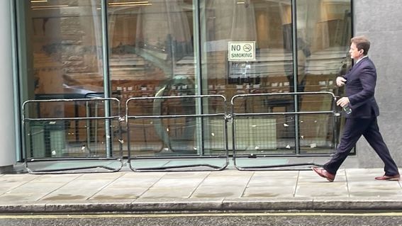 قاضی انگلیسی دارایی های کریگ رایت را به ارزش ۶ میلیون پوند مسدود کرد