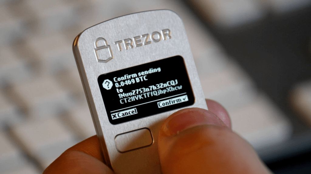 نقد و بررسی تخصصی کیف پول سخت افزاری ترزور (Trezor)