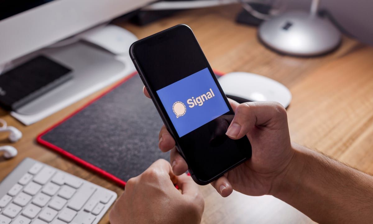 شدت گرفتن انتقادات نسبت به موبایل کوین بعد از اعلام خبر همکاری با سیگنال