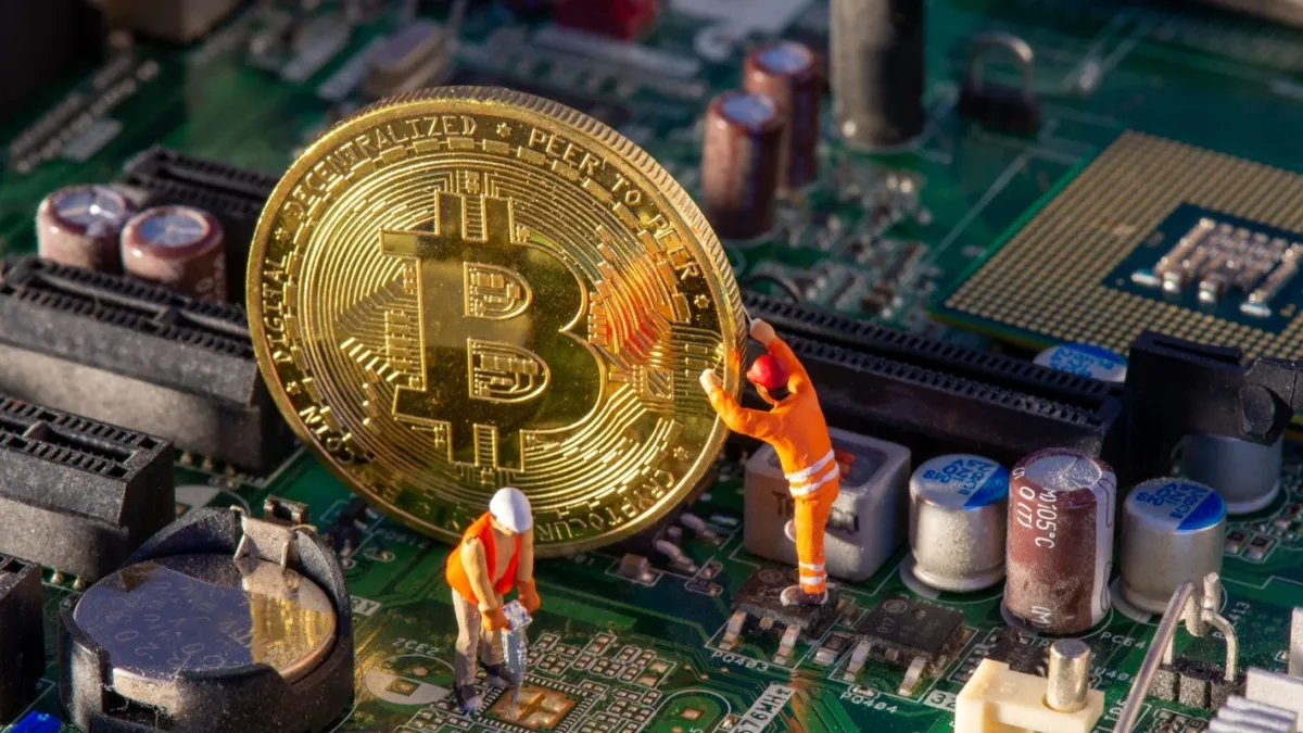 هشدار کریپتوکوانت: ماینرها آماده فروش بیت‌ کوین هستند