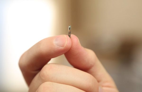 ذخیره بیت کوین با کاشت میکروتراشههای NFC در زیر پوست! ذخیره بیت کوین با کاشت میکروتراشههای NFC در زیر پوست!