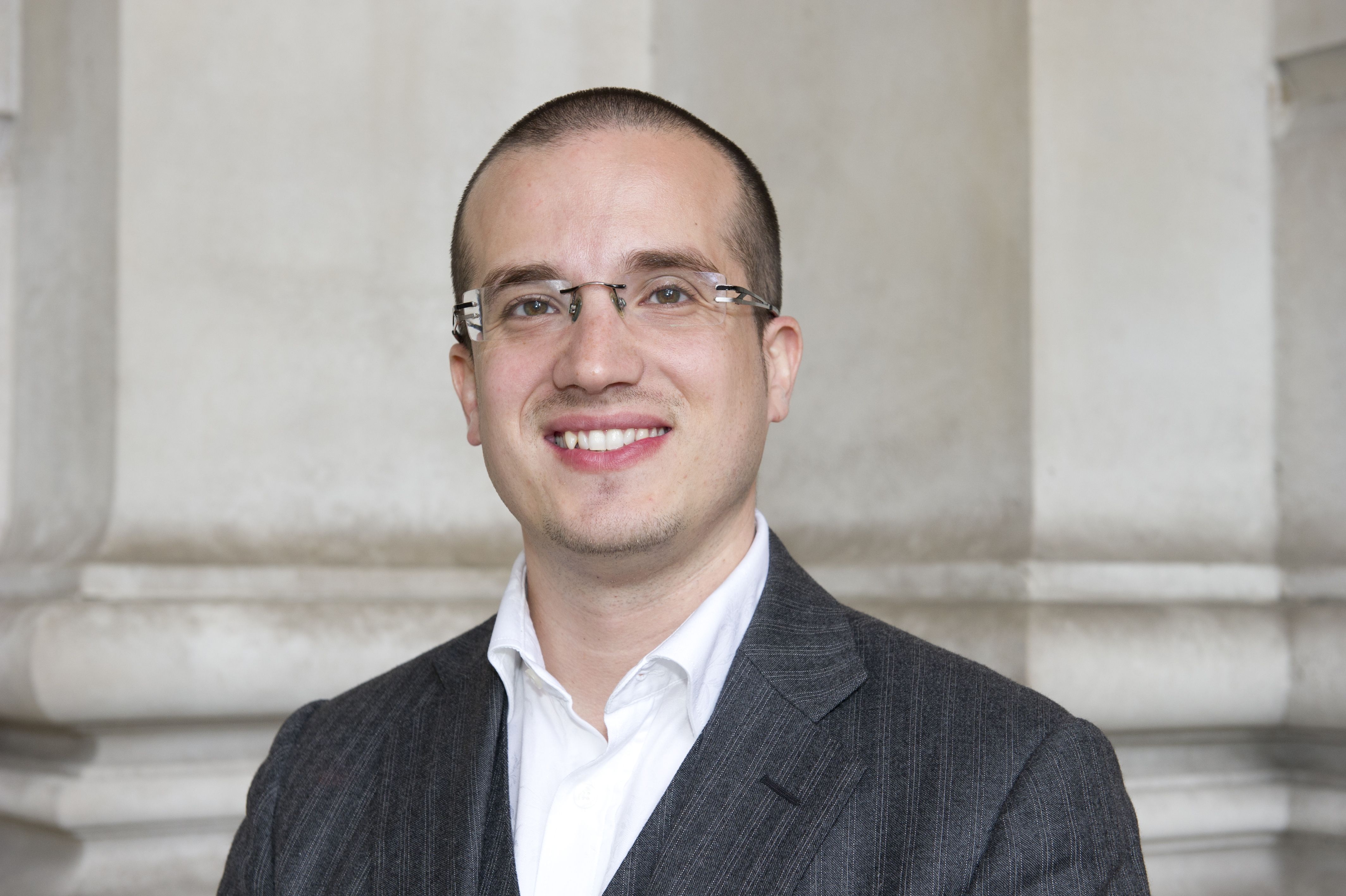 سیمون دیکسون: کاربرد بیت‌کوین و ارزهای دیجیتال، برای هرکس متفاوت است