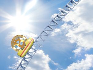 چرا قیمت بیت کوین خیلی آهسته به سمت ۵۰۰۰ دلار بالا میرود؟