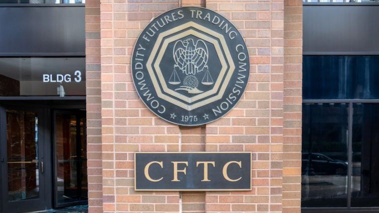 کمیسیون CFTC با تکیه بر هوش مصنوعی کاهش ۲۰‌درصدی نیروها را جبران می‌کند