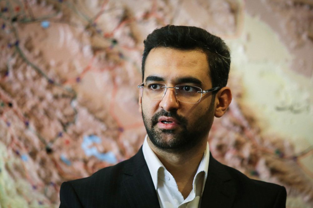 آذری جهرمی خبر داد: ساخت اولین ارز دیجیتالی کشور !