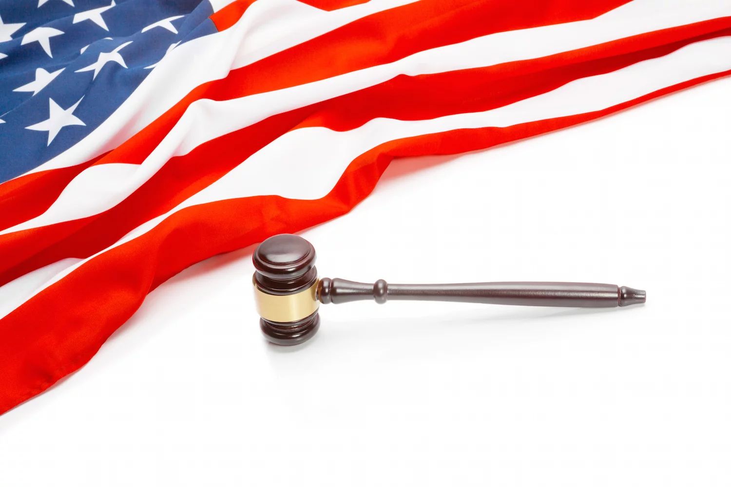 نگاهی به وضعیت قوانین جهانی حاکم بر رمزارزها