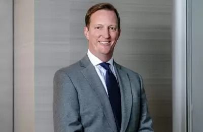 مدیر جی‌پی مورگان: سرمایه‌گذاران سازمانی بزرگ از ارزهای دیجیتال دوری می‌کنند