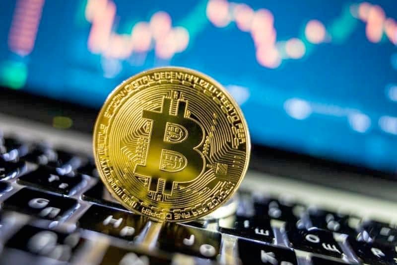 تحلیلگر: قیمت بیت کوین بهزودی به ۸۱,۰۰۰ دلار میرسد
