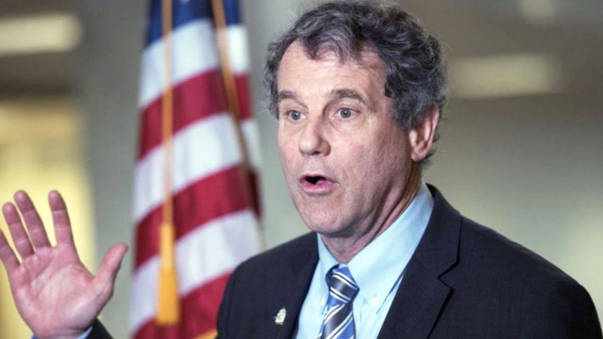 سناتور آمریکایی ارزهای دیجیتال را پول مشکوک و مجرمانه آنلاین خطاب کرد