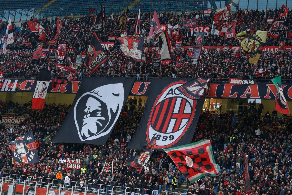 صرافی بیت‌مکس با باشگاه آث میلان قرارداد همکاری امضا کرد