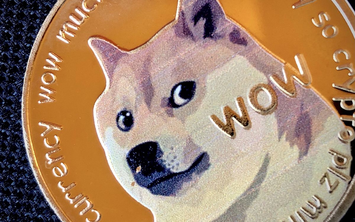 توصیه هم‌بنیان‌گذار دوج کوین به کاربران جهت پذیرش این میم کوین توسط نهادهای مختلف