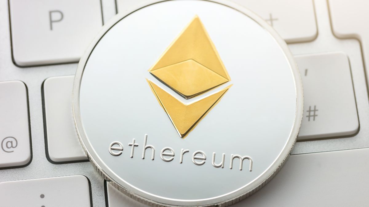 تحلیلگر ارزهای دیجیتال: اتریوم در آستانه اصلاح قیمت