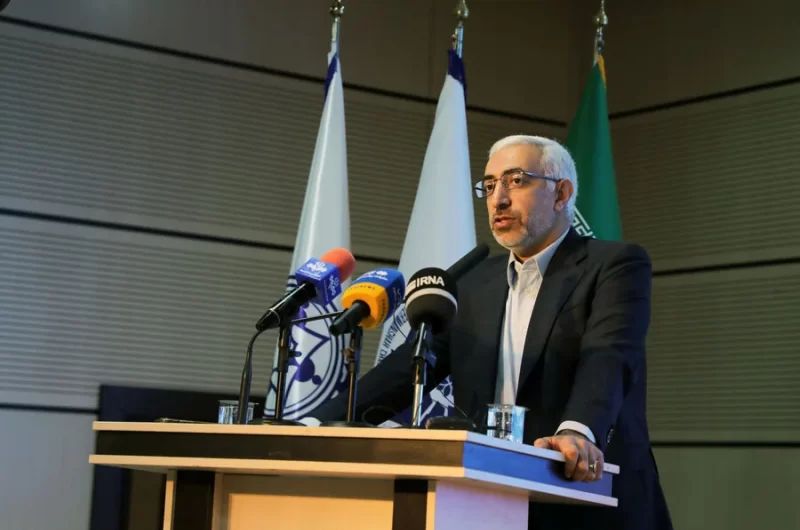 رئیس سازمان بورس: در حال تهیه ابزارهایی برای تسهیل معاملات ارزهای دیجیتال هستیم