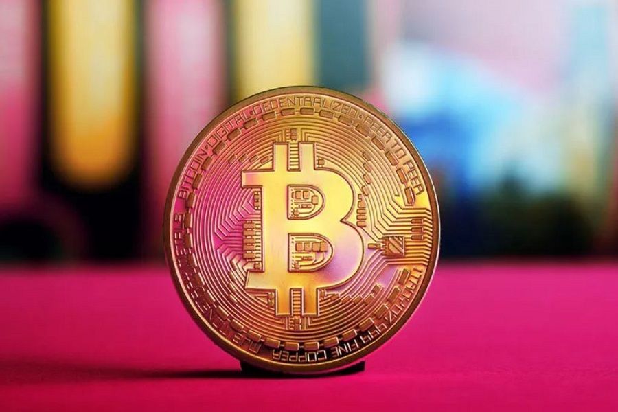 با بالا گرفتن ریسکهای ژئوپلیتیک، مسیر ورود به بازار ارز دیجیتال چگونه تغییر کرده است؟ تأثیر تشدید ریسکهای ژئوپلیتیک بر نوسان قیمت و رفتار معاملهگران