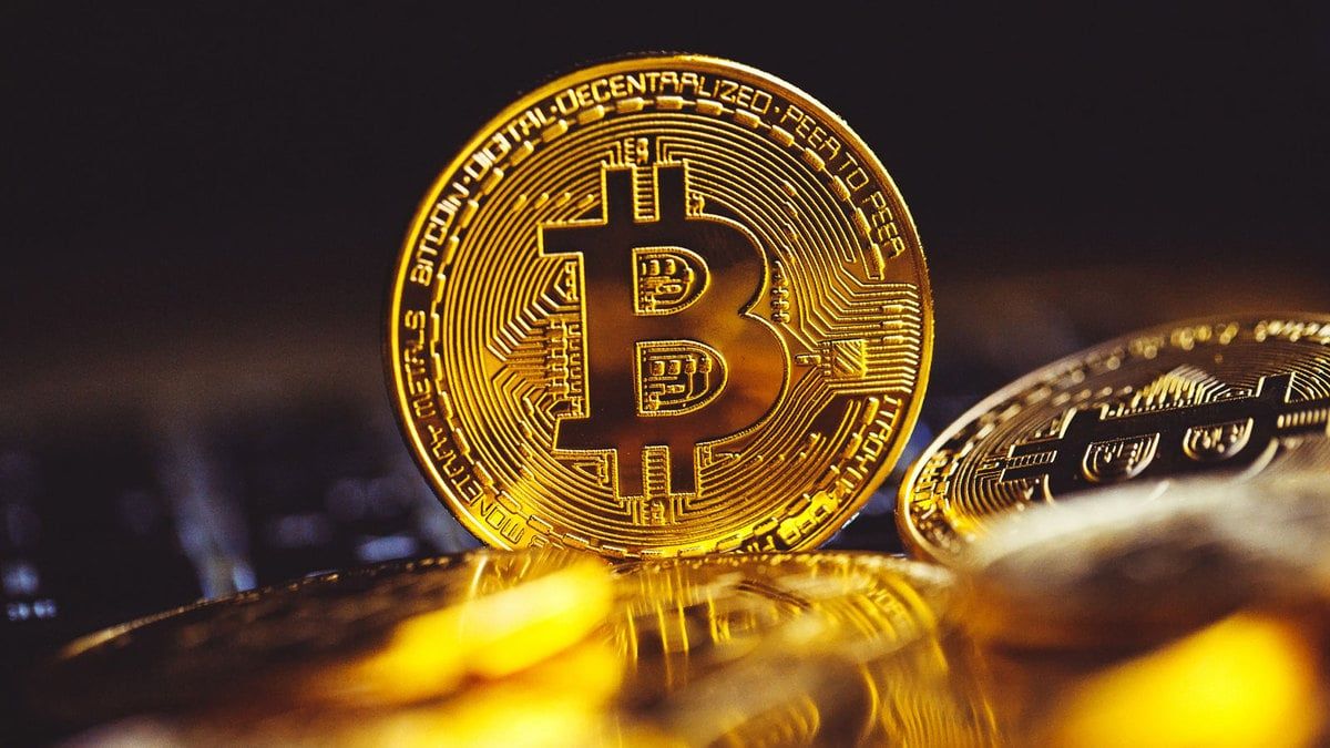 تحلیل‌گر ارزهای دیجیتال پیش‌بینی می‌کند قیمت بیت‌کوین به ۳۳ هزار دلار می‌رسد