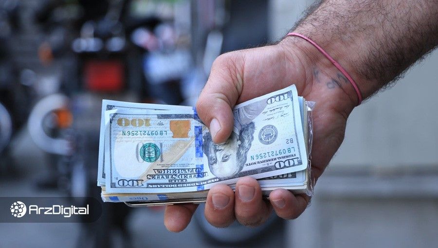 قیمت دلار از مرز ۱۴۰۰۰ تومان عبور کرد؛ اختلاف ۴۵۰ تومانی بین نرخ رسمی و آزاد