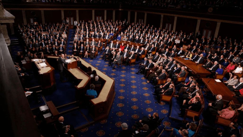 نمایندهی کنگرهی آمریکا برای جذب سرمایه ساخت دیوار مرزی مکزیک بلاک چین را پیشنهاد کرد ! نمایندهی کنگرهی آمریکا برای جذب سرمایه ساخت دیوار مرزی مکزیک بلاک چین را پیشنهاد کرد !