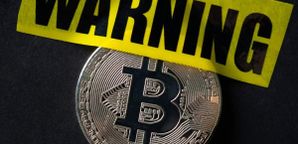 هشدار تحلیلگر بلومبرگ: ریزش بیت کوین تا ۵۶ هزار دلار در صورت شکست سطح ۱۰۰ هزار دلار