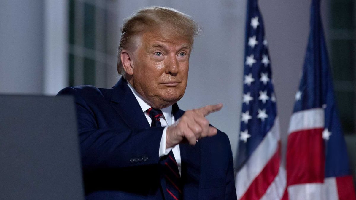 ترامپ به دولت آمریکا اجازه بررسی خرید بیت کوین را داد