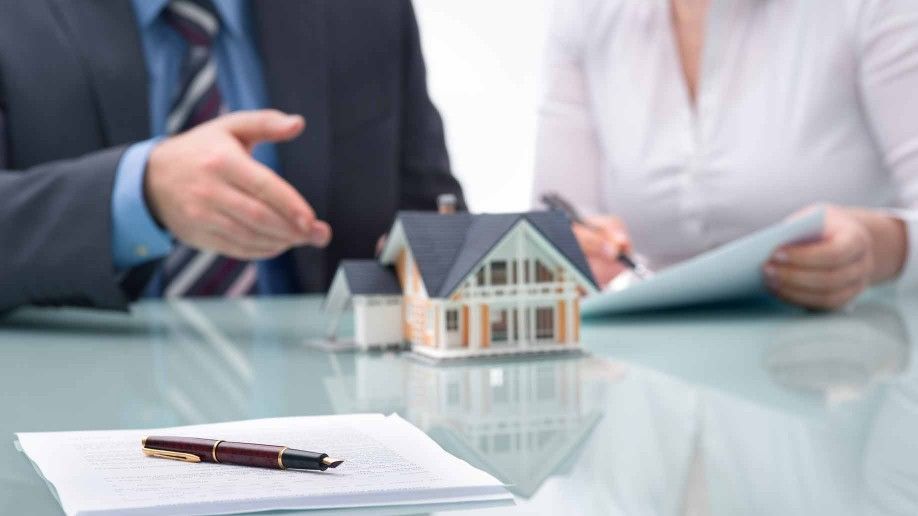 پنج صنعتی که با روی کار آمدن بلاک چین زیر و رو می‌شوند