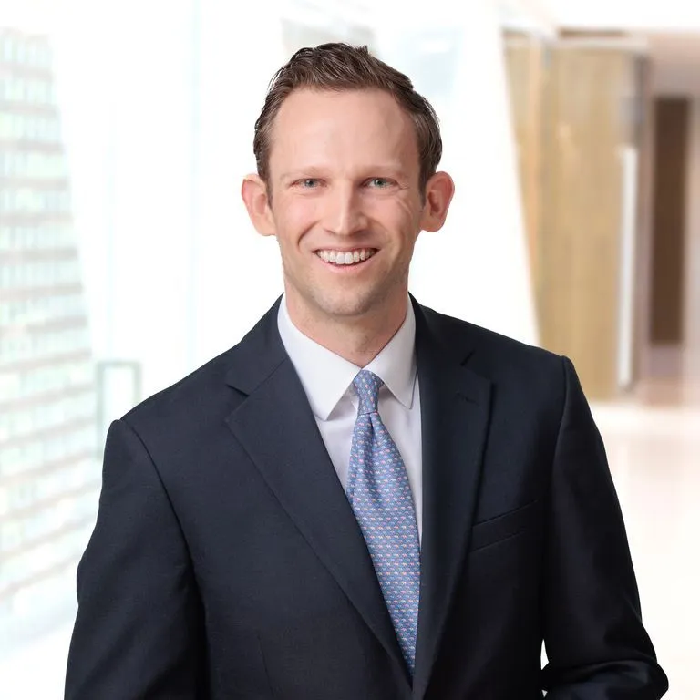 مشاور سابق کمیسیون بورس: قانون‌گذاری صنعت ارزهای دیجیتال می‌تواند بیش از ۶ ماه طول بکشد