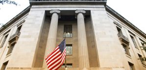 اعتراض سناتورهای دموکرات به نقض قانون تضاد منافع توسط دادستان کل معاون