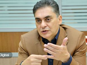 شرایط استفاده از ارزهای دیجیتال برای ورادات خودرو چیست؟ رئیس کنفدراسیون صادرات پاسخ می‌دهد