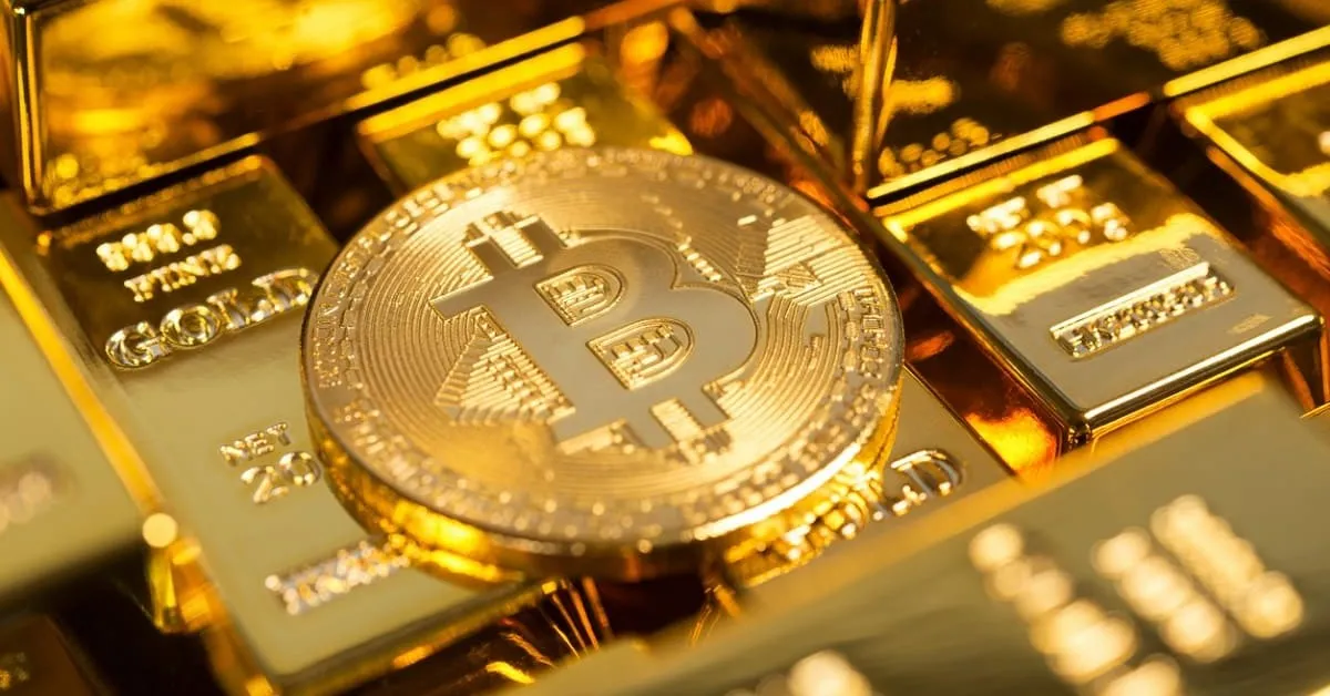 طلای آب شده بخریم یا ارز دیجیتال؛ کدام گزینه برای سرمایه‌گذاری بهتر است؟ | طلاین