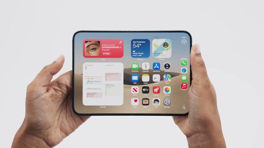 اپل با معرفی iPhone Duo وارد بازار گوشیهای تاشو شد اپل با معرفی iPhone Duo وارد بازار گوشیهای تاشو شد