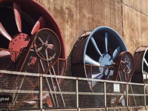 کشف یک مرکز بزرگ استخراج بیت‌ کوین در کارخانه‌ای متروکه !