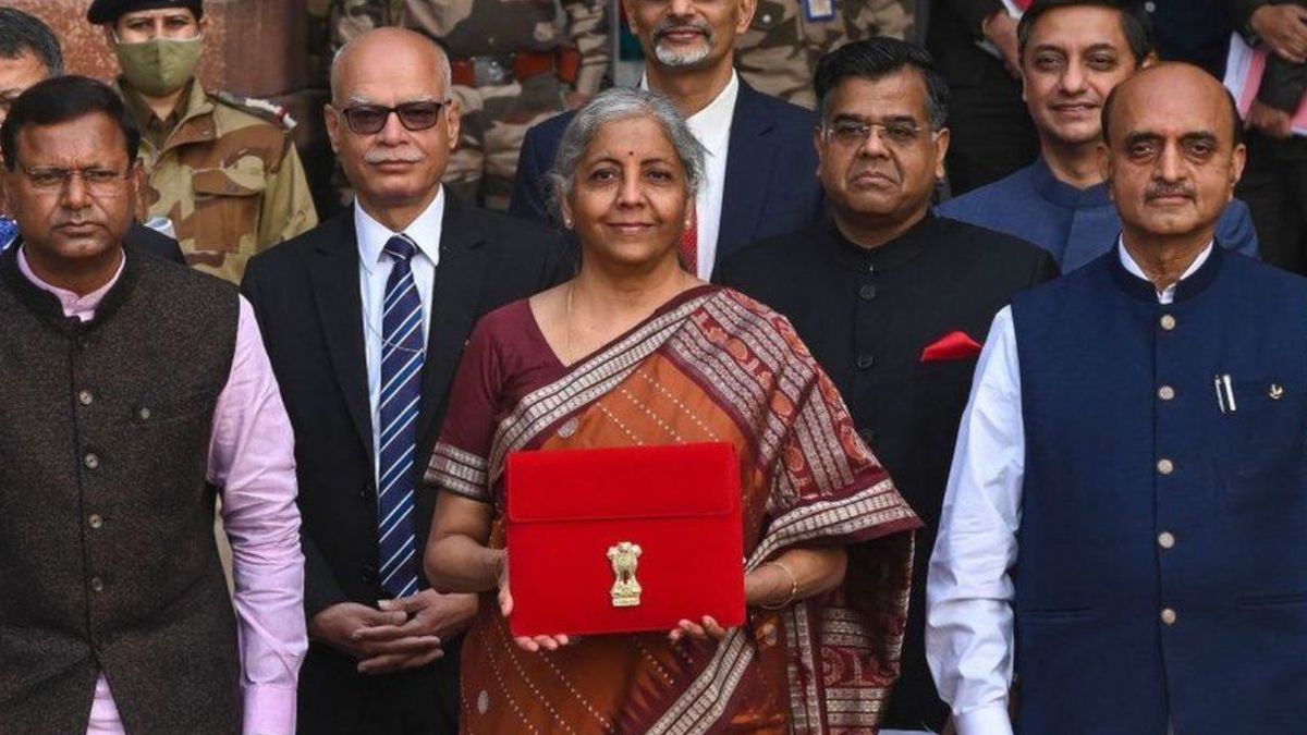 پیشنهاد وزیر دارایی هند برای اعمال مالیات ۳۰ درصدی بر درآمد حاصل از ارزهای دیجیتال