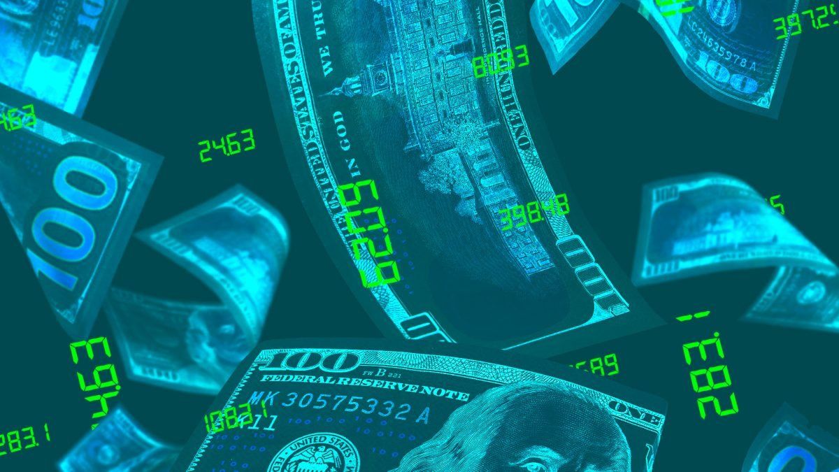 حجم معاملات صرافی‌های متمرکز و غیرمتمرکز در ماه اوت کاهش داشته است