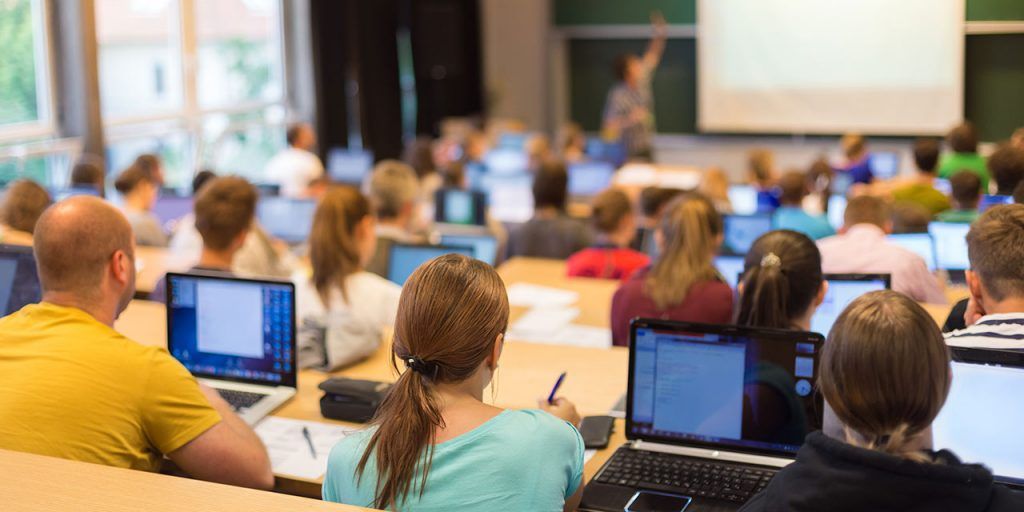 پنج صنعتی که با روی کار آمدن بلاک چین زیر و رو می‌شوند