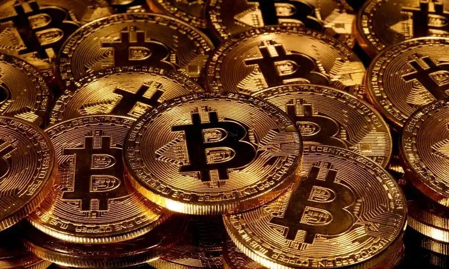 گلاسنود: هولدرهای بلندمدت بیت کوین برای اولین بار پس از سطح قیمتی ۱۲ هزار دلار، شروع بهجمعآوری بیشتر کردهاند